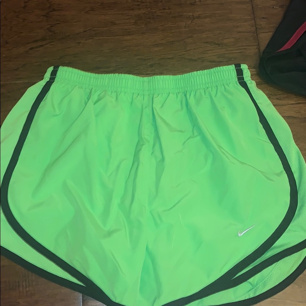 women’s XS nike shorts